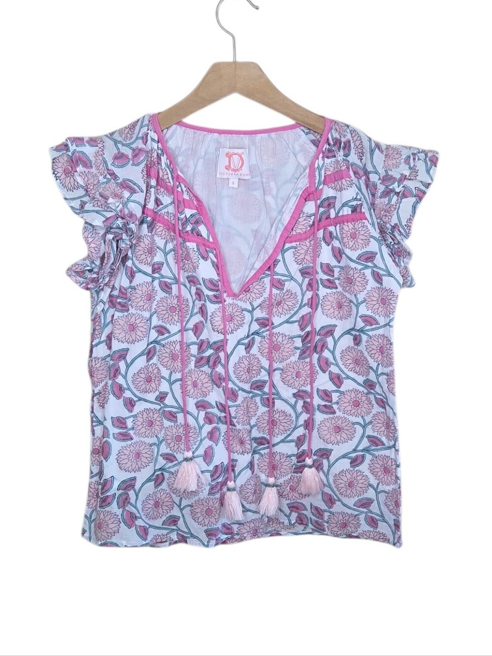 Victoria Dunn Pink White Green Floral Flutter Sleeve V-neck Top Size Small